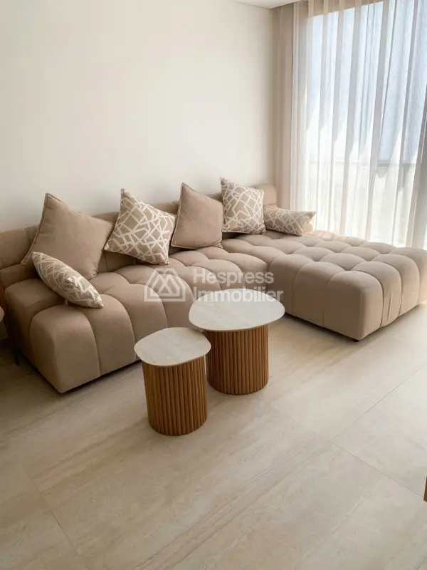 FOR RENT – Superb Furnished Studio, Oasis