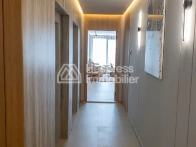 FOR RENT – Superb Furnished Studio, Oasis