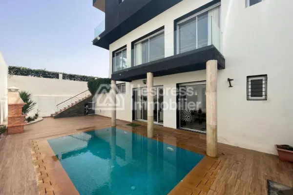 Villa for sale in Dar Bouazza