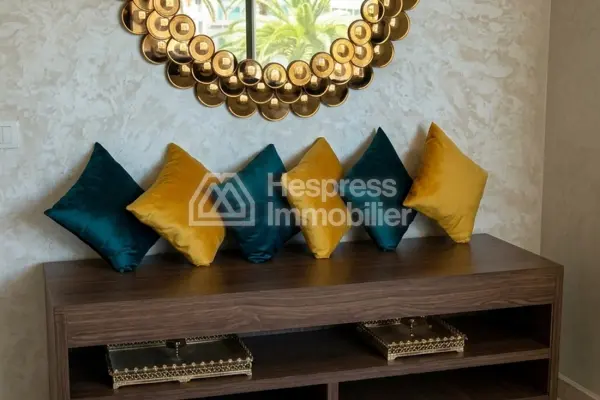 Furnished apartment for rent – ​​Burgundy