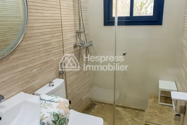 For rent – ​​beautiful furnished apartment in Burgundy
