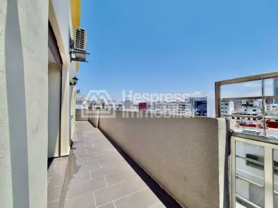 Modern Apartment with Terrace Racine