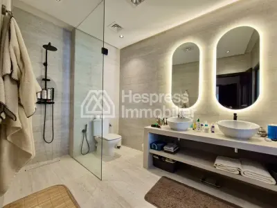Modern Apartment with Terrace Racine
