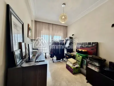 Modern Apartment with Terrace Racine