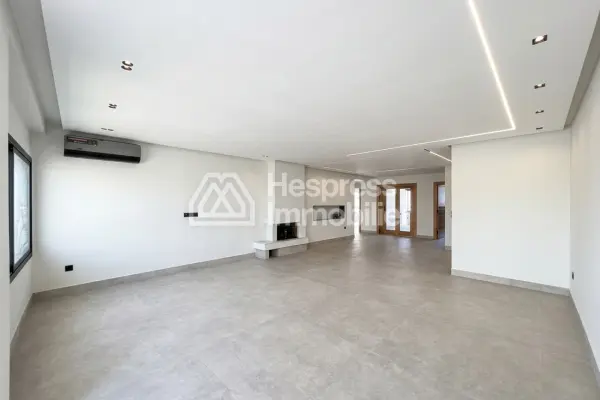 Empty Apartment Racine