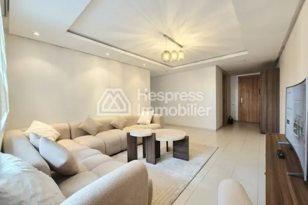 Furnished Studio with Terrace (CFC)