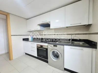 Furnished Studio with Terrace (CFC)