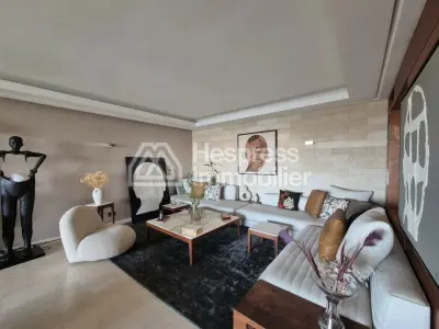 Bel appartement à la vente à Ain diab