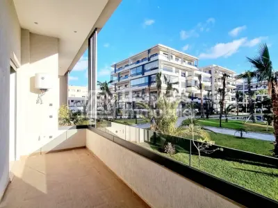 Bel appartement meublé à Californie