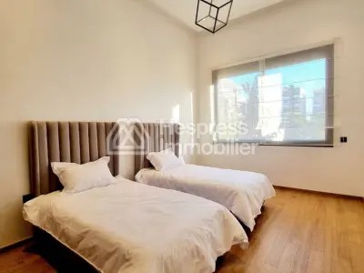 Bel appartement meublé à Californie