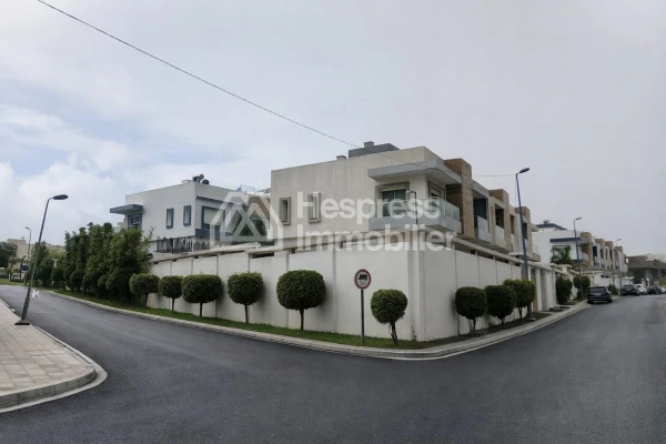 Land for sale, 308m² in Tangier