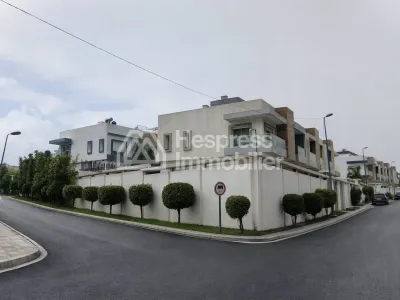Terrain à vendre, 308m² à Tangier