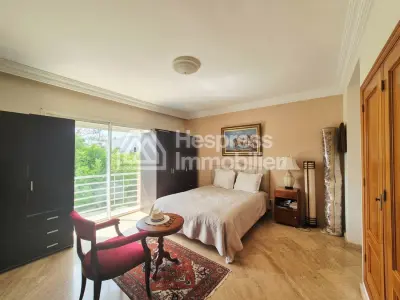 Magnifique villa à le vente à Ain diab extension