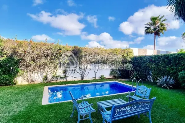 Furnished villa in Aïn Diab extension