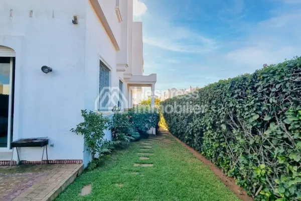 Furnished villa in Aïn Diab extension