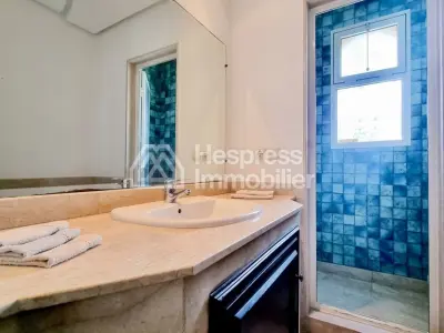 Furnished villa in Aïn Diab extension