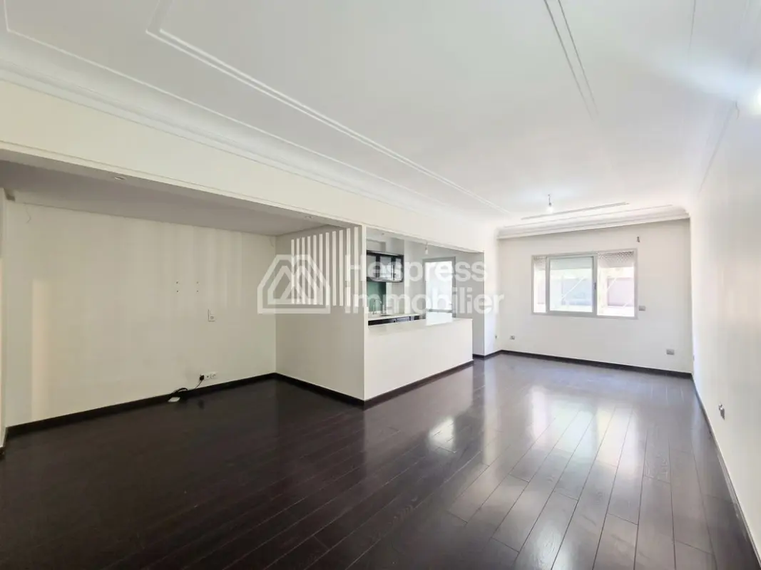 Empty Apartment Gauthier