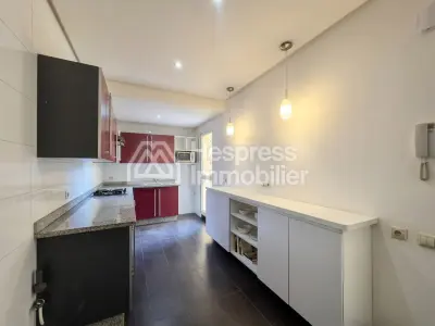 Empty apartment CIL