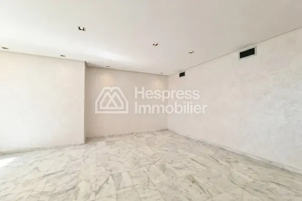شقة غير مفروشة مع شرفة بوسكورة Ville verte