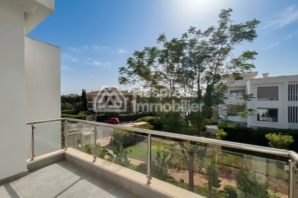 شقة غير مفروشة مع شرفة بوسكورة Ville verte