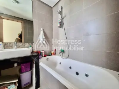 شقة غير مفروشة مع شرفة بوسكورة Ville verte