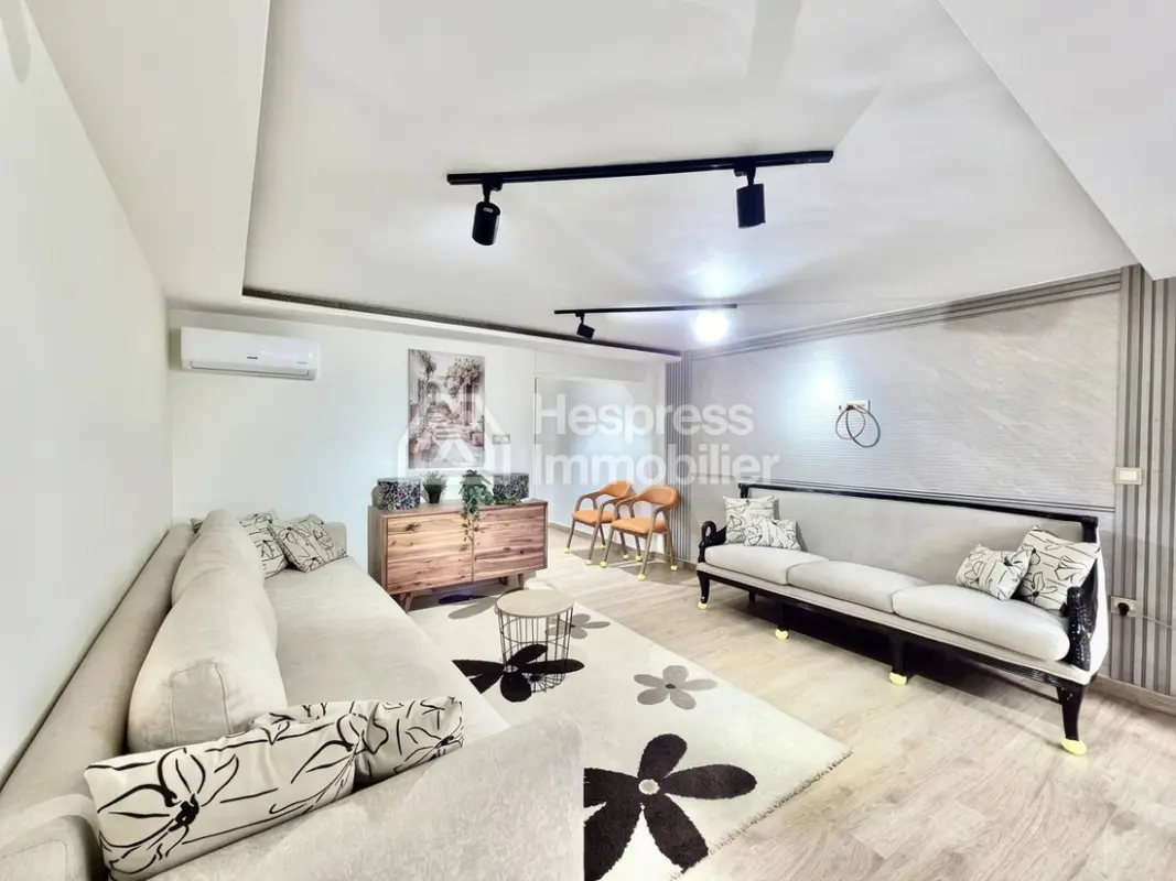Furnished Studio with Balcony Gauthier