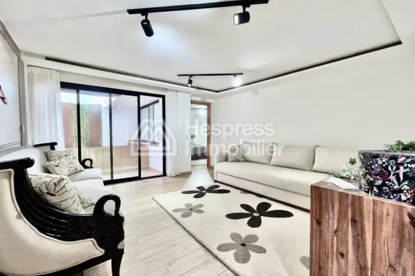 Furnished Studio with Balcony Gauthier