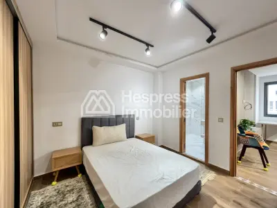 Furnished Studio with Courtyard Gauthier