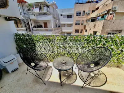 Furnished Studio Apartment in the Golden Triangle