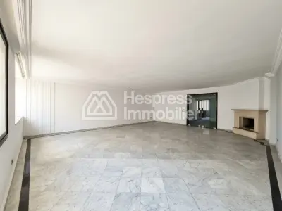 Empty Apartment Racine
