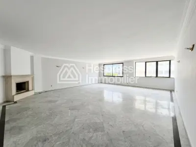 Empty Apartment Racine