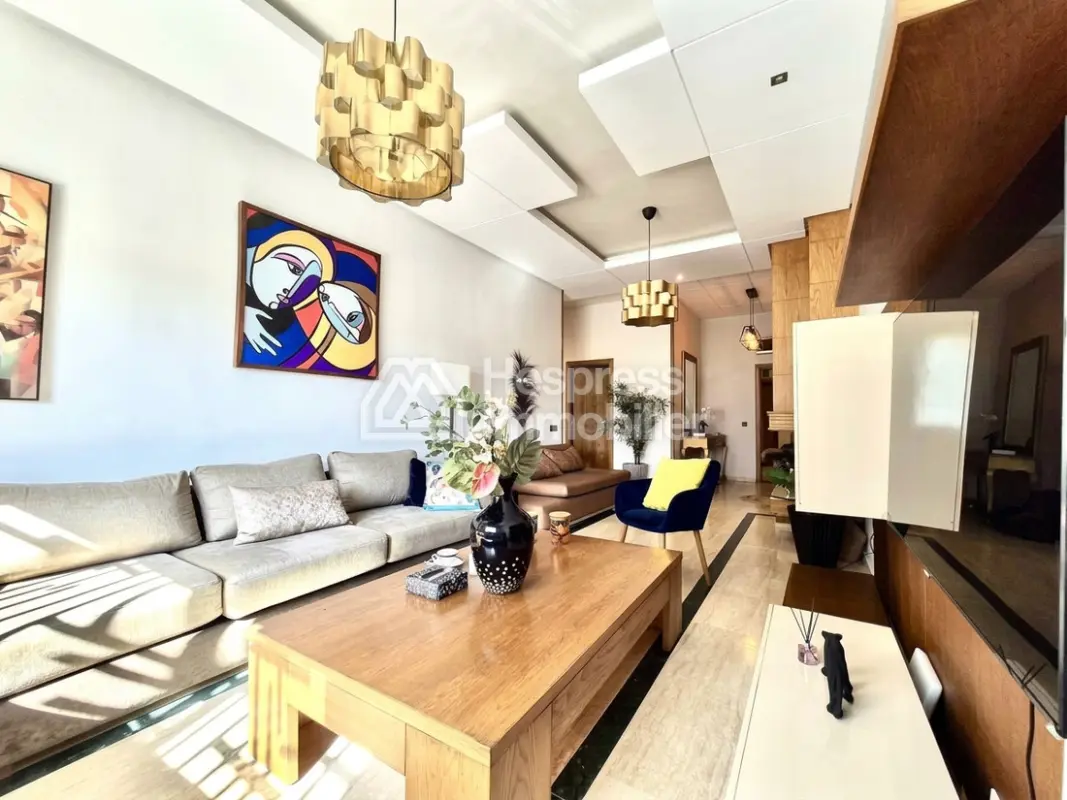 Appartement Meublé avec Cour Bourgogne Ouest