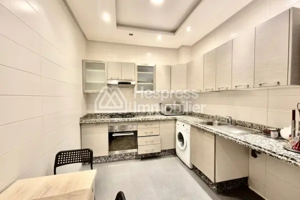 Appartement Meublé avec Cour Bourgogne Ouest