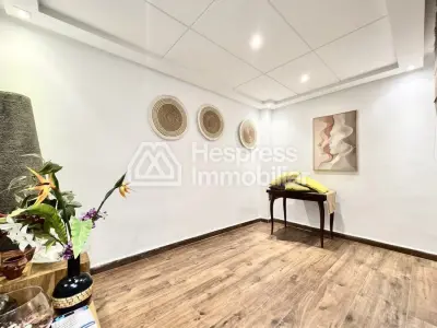 Appartement Meublé avec Cour Bourgogne Ouest