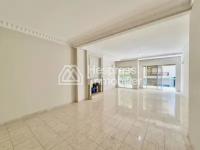 Appartement Vide Racine