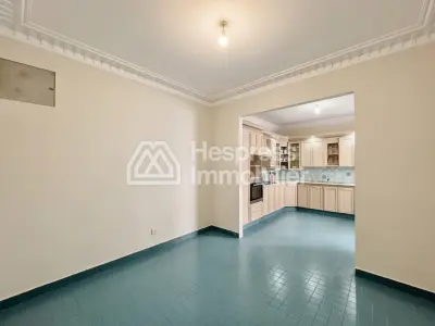 Appartement Vide Racine