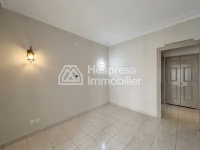 Appartement Vide Racine