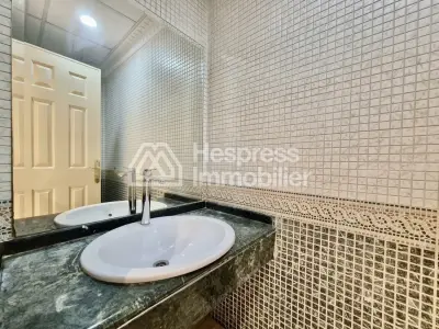 Appartement Vide Racine