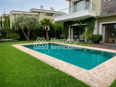 Unfurnished villa for rent Ville verte Palm Grove