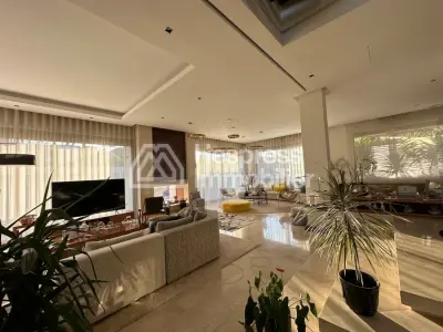 For sale: detached villa in Casa Green Town, 5 bedrooms
