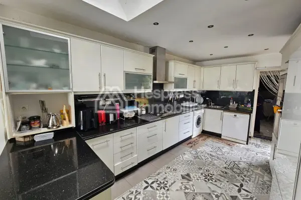 Coquette villa furnished 438 m2 Aïn Diab