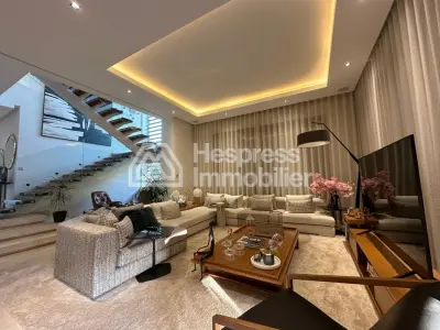 For sale: detached villa in Casa Green Town, 5 bedrooms
