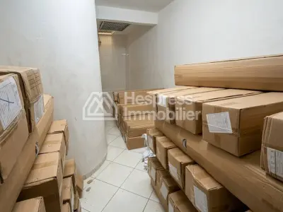 Local commercial Derb omar