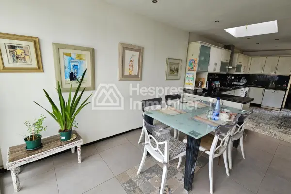 Coquette villa furnished 438 m2 Aïn Diab
