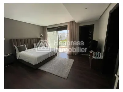 Beautifully renovated duplex CGI