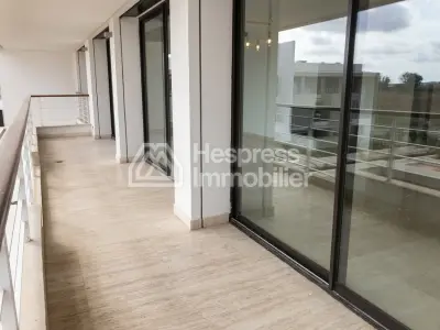 شقة جديدة CGI Bouskoura