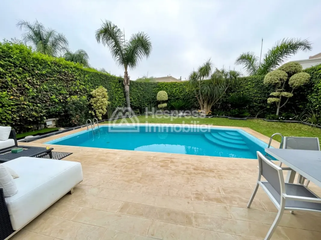 Furnished villa for rent Californie