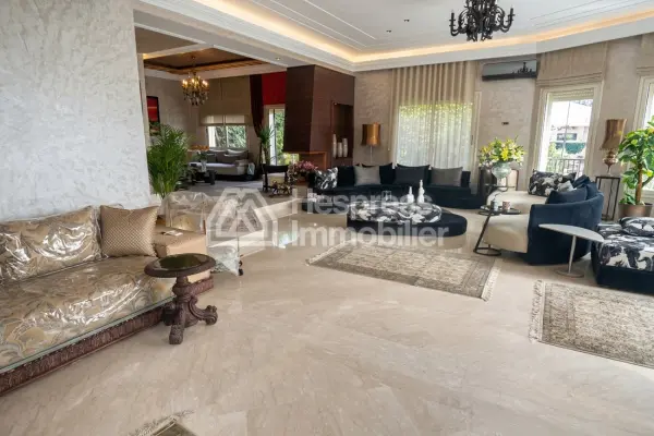 Furnished villa for rent Californie