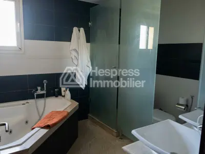 Furnished villa for rent Californie