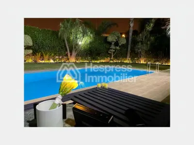 Furnished villa for rent Californie